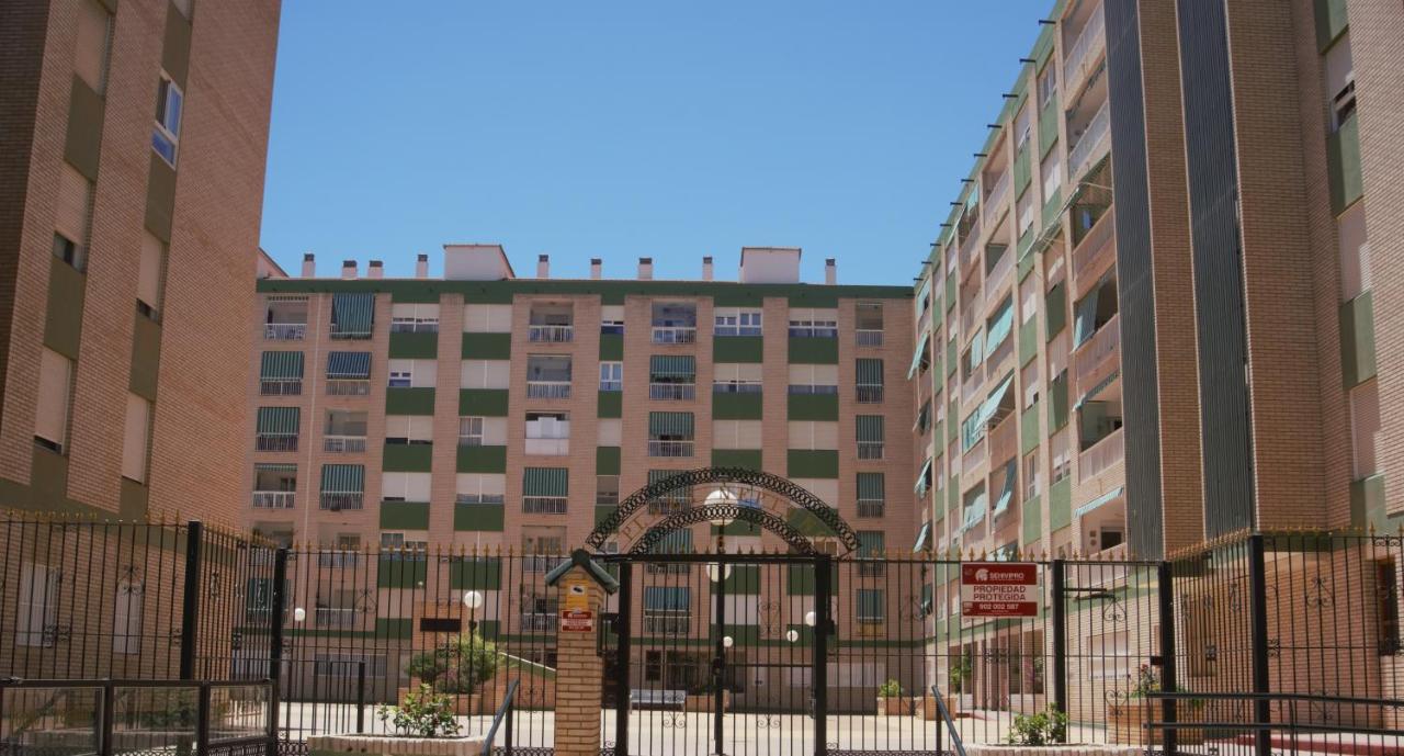 El Barquito Del Abuelo Apartment มาลากา ภายนอก รูปภาพ